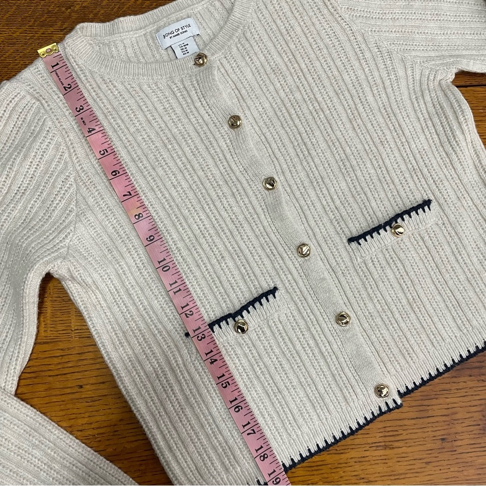 Song of Style | Cream Cardigan with Gold Button Detail, Old Money, Classic - Picture 7 of 13